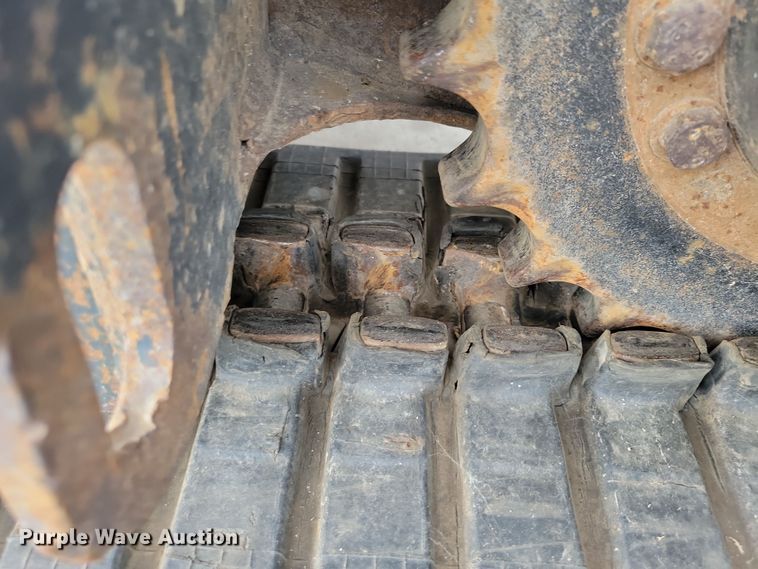 image for item DX7410 2012 John Deere  27D mini excavator