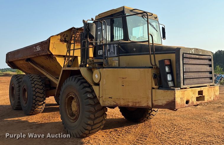 image for item DY0920 1997 Caterpillar D250E articulated haul truck
