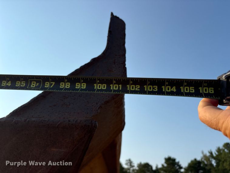 image for item DY0920 1997 Caterpillar D250E articulated haul truck