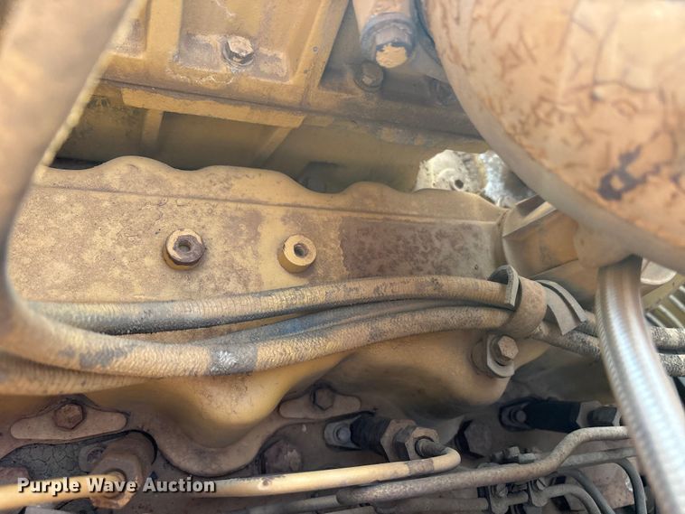 image for item DY0920 1997 Caterpillar D250E articulated haul truck