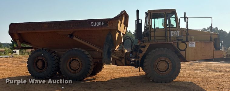 image for item DY0921 1998 Caterpillar D300E articulated haul truck