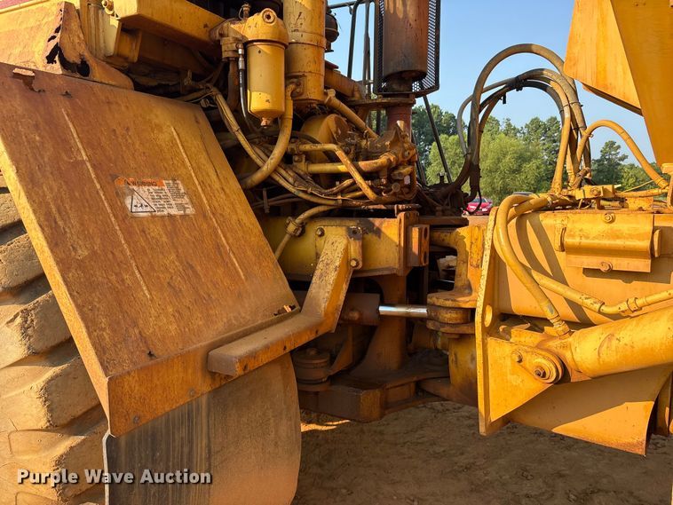 image for item DY0921 1998 Caterpillar D300E articulated haul truck