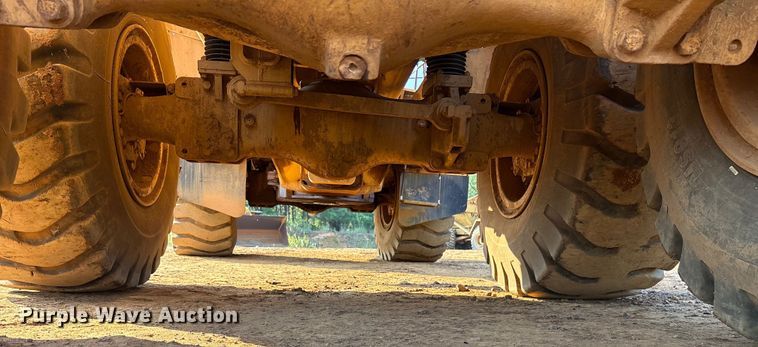 image for item DY0921 1998 Caterpillar D300E articulated haul truck