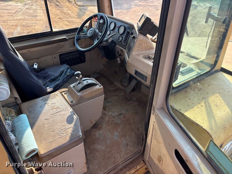 image for item DY0921 1998 Caterpillar D300E articulated haul truck