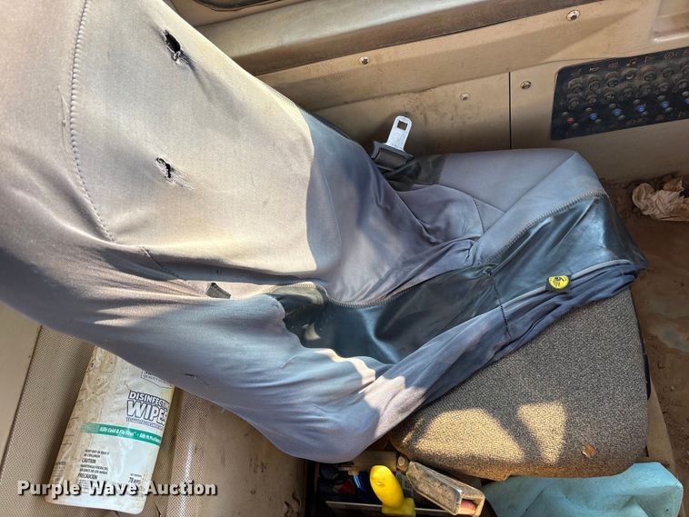 image for item DY0921 1998 Caterpillar D300E articulated haul truck