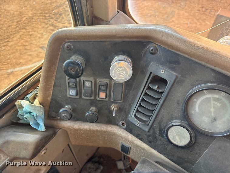 image for item DY0921 1998 Caterpillar D300E articulated haul truck