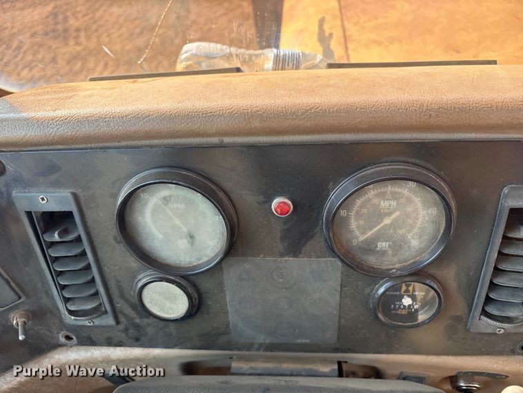 image for item DY0921 1998 Caterpillar D300E articulated haul truck