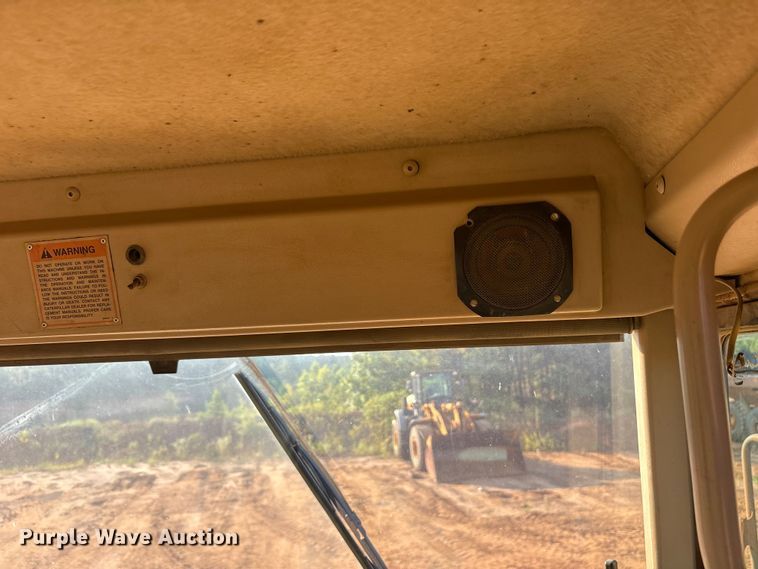 image for item DY0921 1998 Caterpillar D300E articulated haul truck