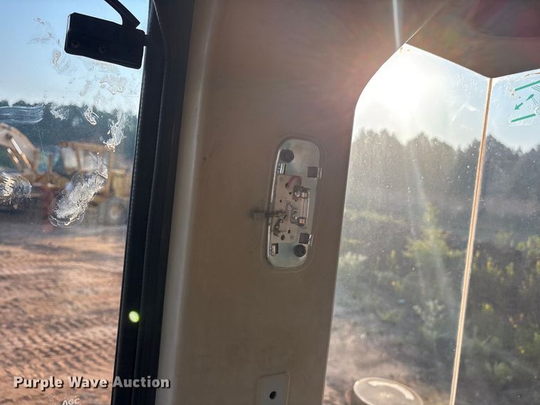 image for item DY0922 2018 Kawasaki 80Z7 wheel loader