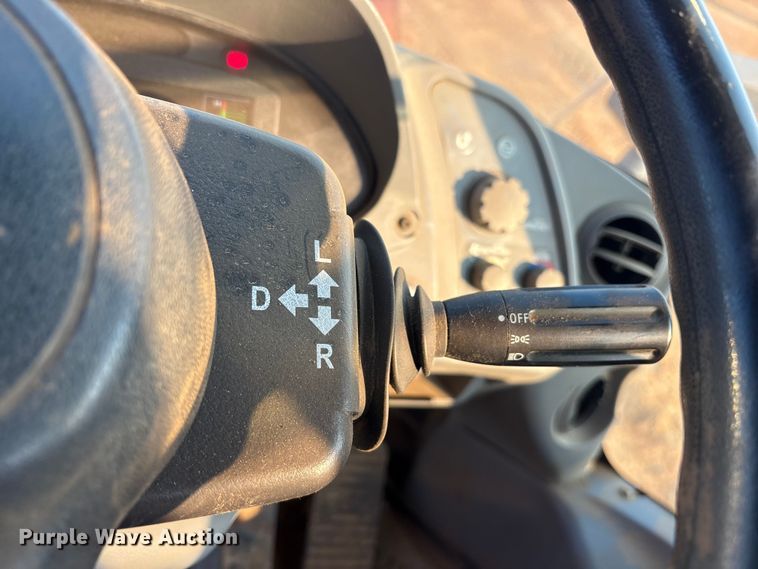 image for item DY0922 2018 Kawasaki 80Z7 wheel loader