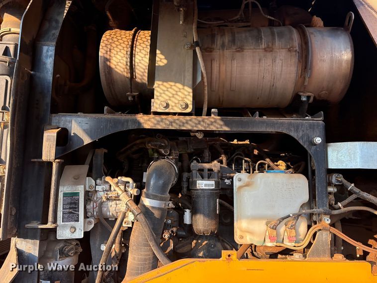 image for item DY0922 2018 Kawasaki 80Z7 wheel loader