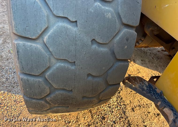 image for item DY0922 2018 Kawasaki 80Z7 wheel loader