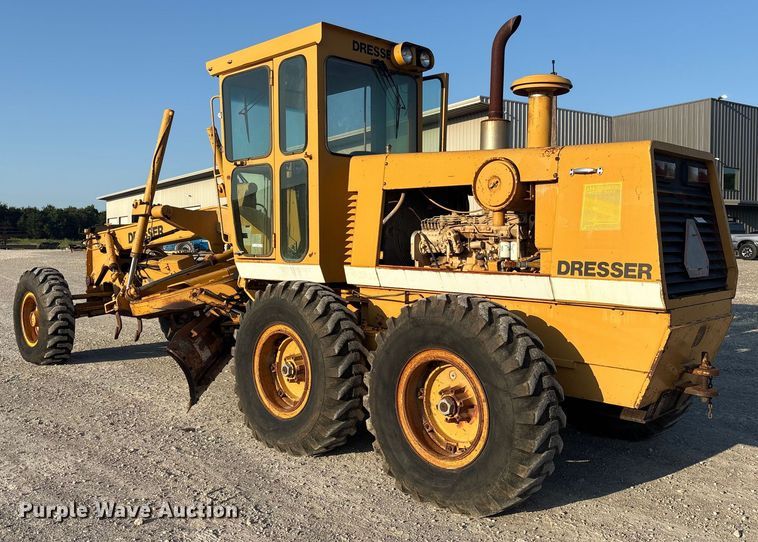 image for item DY0931 1989 Dresser 850 motor grader