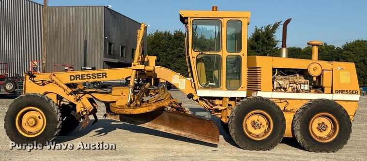 image for item DY0931 1989 Dresser 850 motor grader