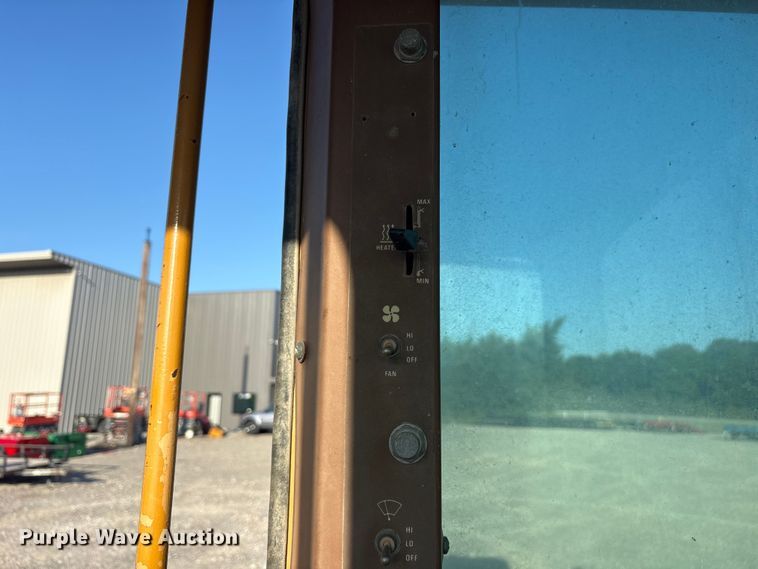 image for item DY0931 1989 Dresser 850 motor grader