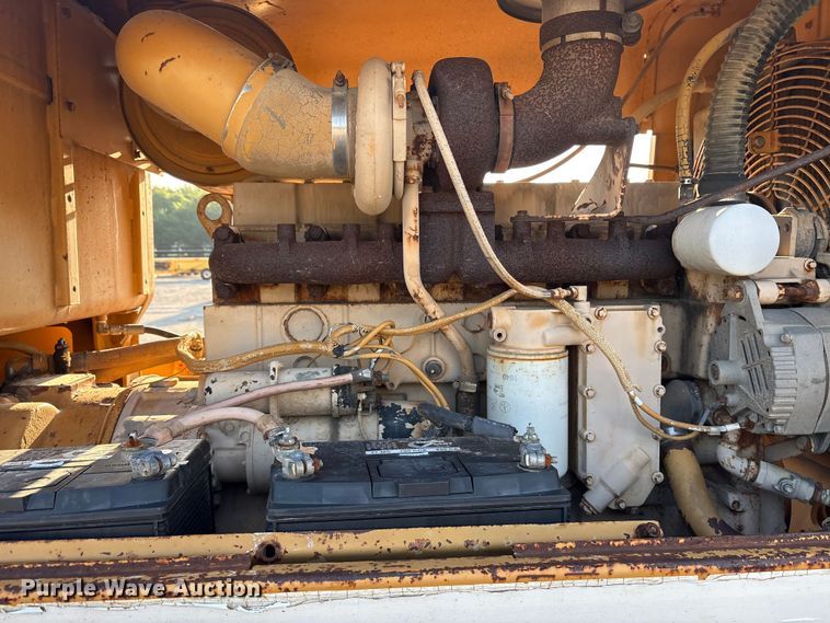 image for item DY0931 1989 Dresser 850 motor grader