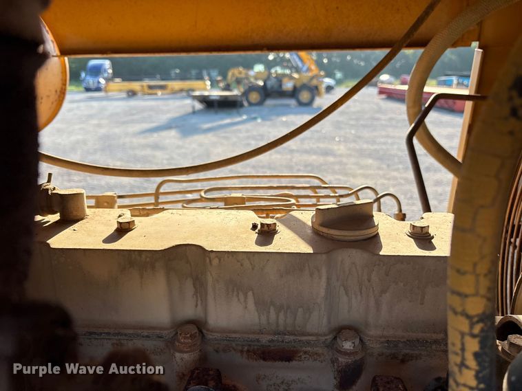 image for item DY0931 1989 Dresser 850 motor grader