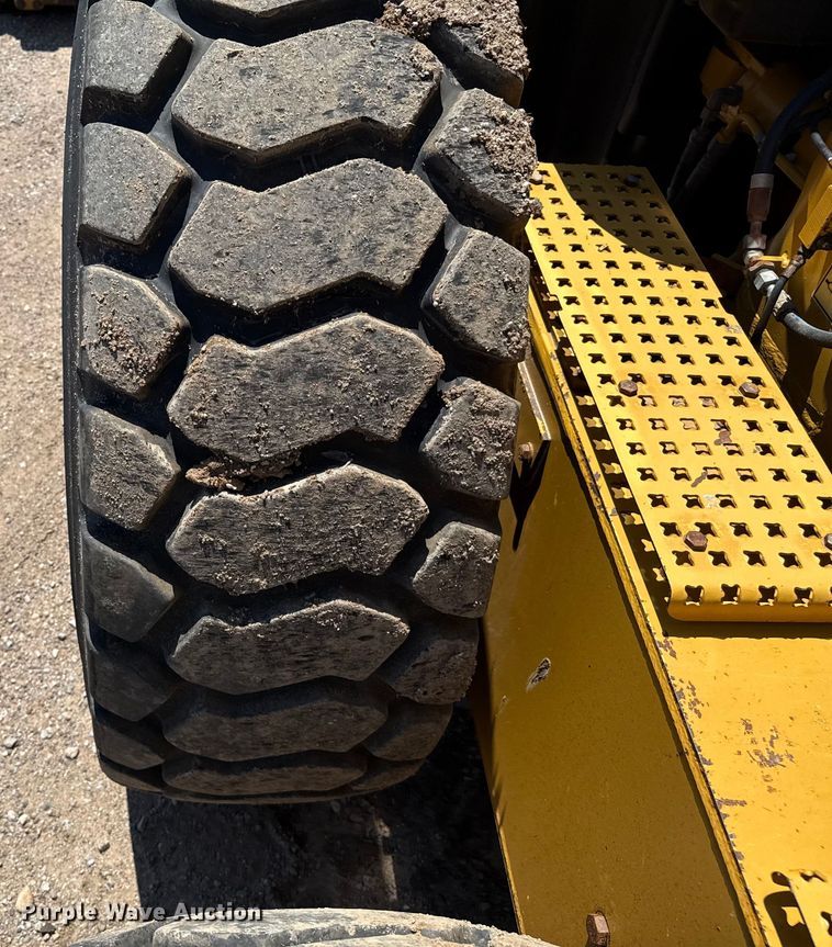 image for item DZ8817 2008 Caterpillar 140M VHP Plus motor grader