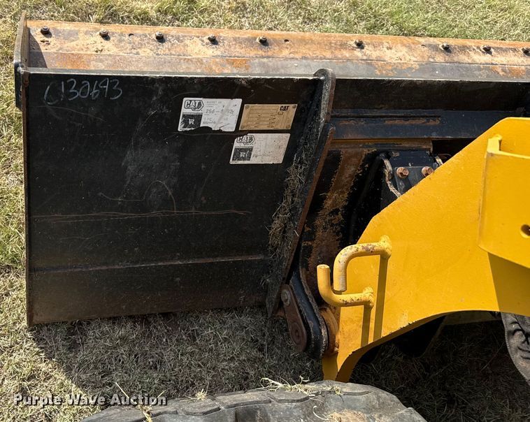 image for item DZ8825 2023 Caterpillar 299D3 tracked skid steer loader