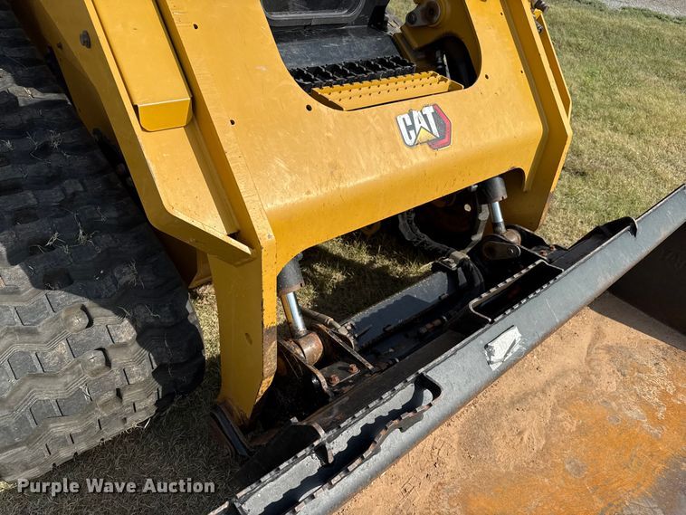 image for item DZ8825 2023 Caterpillar 299D3 tracked skid steer loader