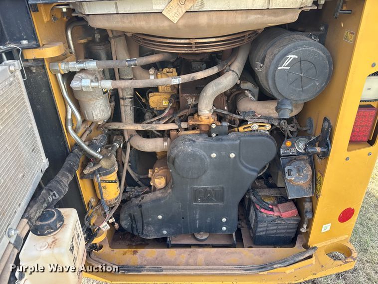 image for item DZ8825 2023 Caterpillar 299D3 tracked skid steer loader