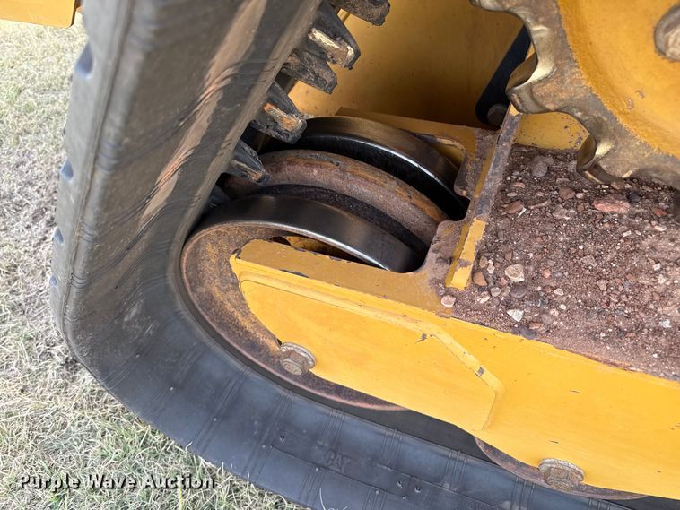 image for item DZ8825 2023 Caterpillar 299D3 tracked skid steer loader