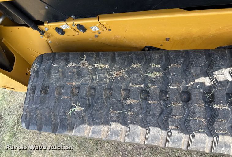 image for item DZ8825 2023 Caterpillar 299D3 tracked skid steer loader