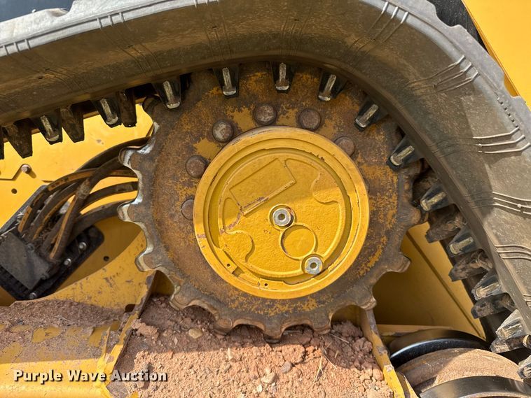 image for item DZ8825 2023 Caterpillar 299D3 tracked skid steer loader