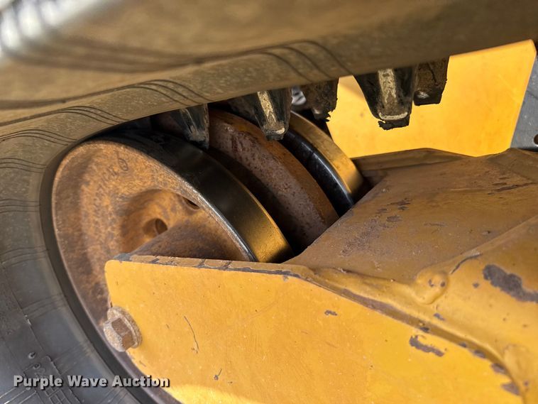 image for item DZ8825 2023 Caterpillar 299D3 tracked skid steer loader