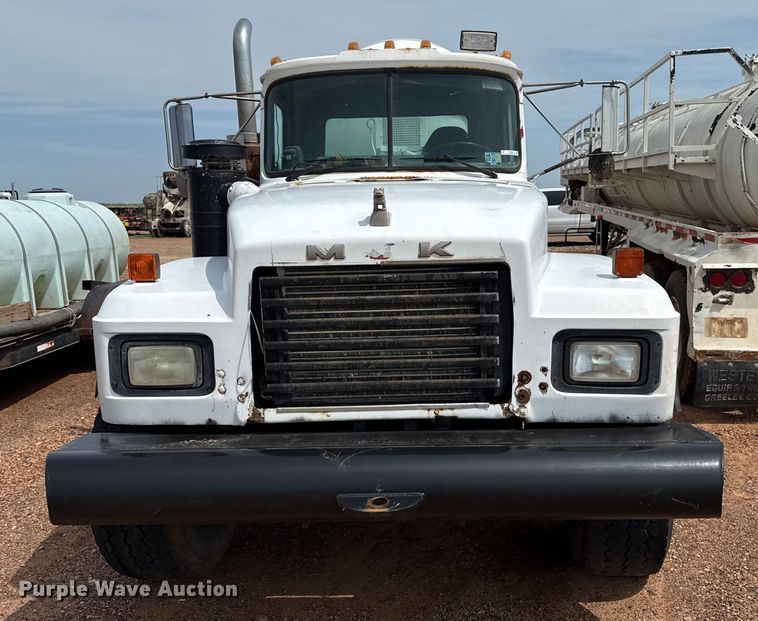image for item DZ8828 1998 Mack RD690S ready mix truck
