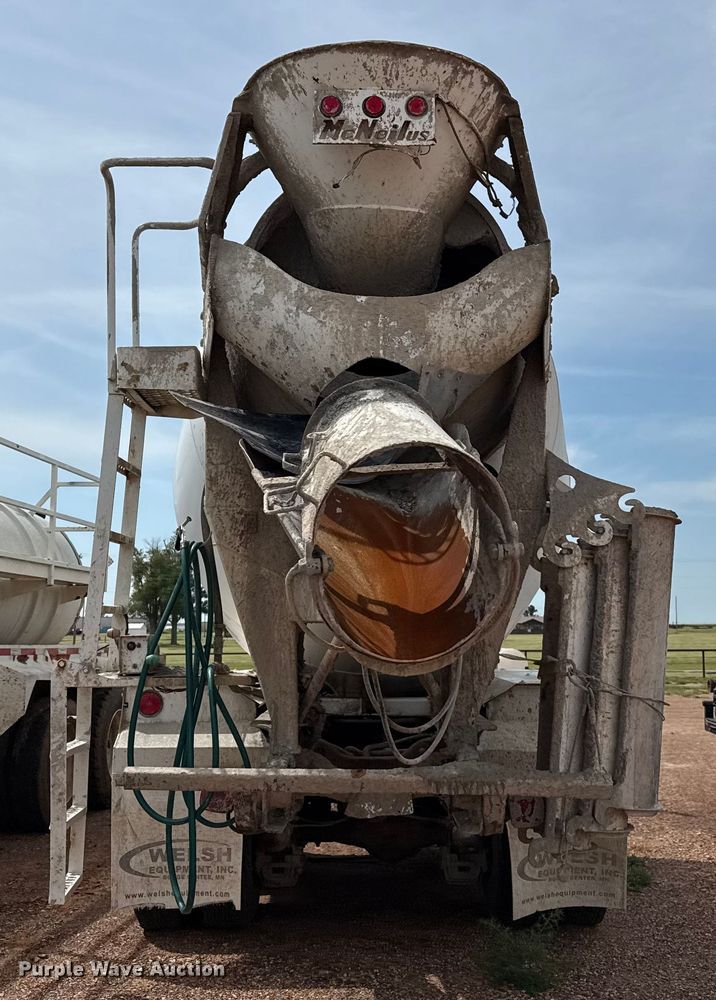 image for item DZ8828 1998 Mack RD690S ready mix truck