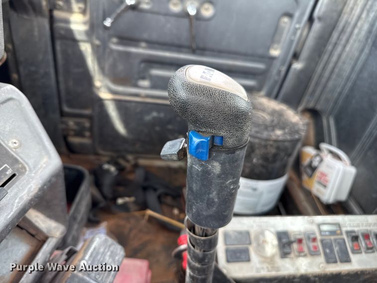 image for item DZ8828 1998 Mack RD690S ready mix truck