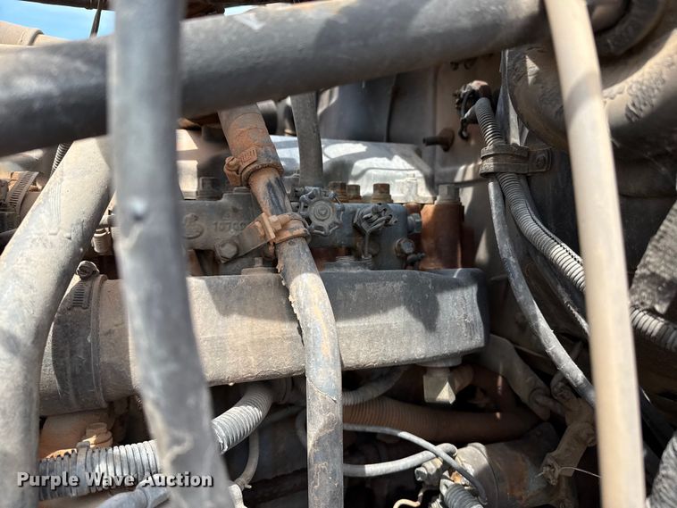 image for item DZ8828 1998 Mack RD690S ready mix truck