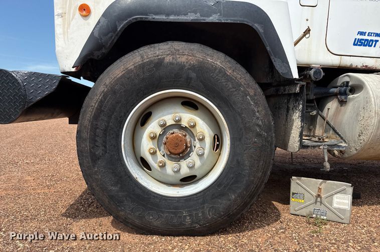 image for item DZ8828 1998 Mack RD690S ready mix truck