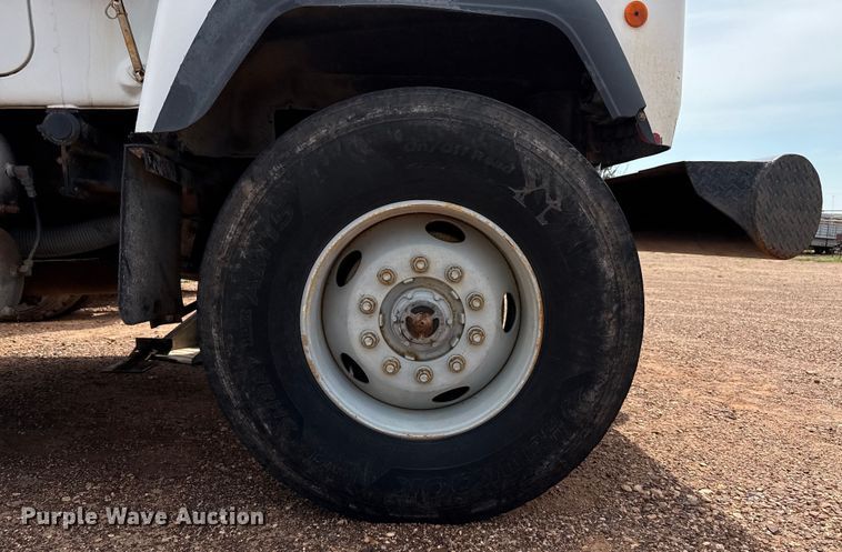 image for item DZ8828 1998 Mack RD690S ready mix truck