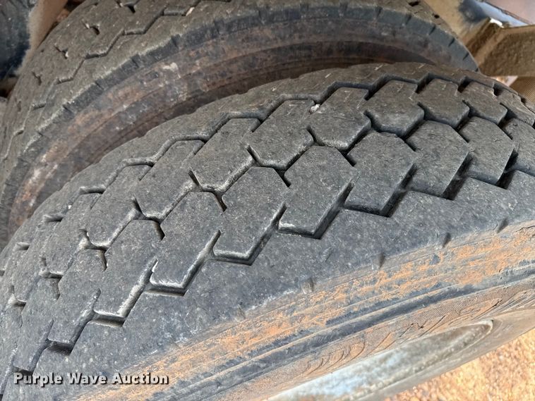 image for item DZ8828 1998 Mack RD690S ready mix truck