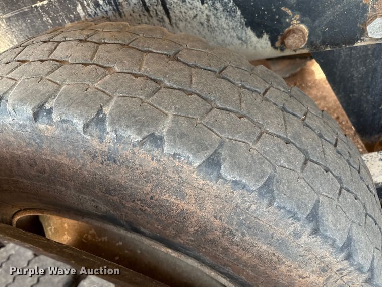 image for item DZ8828 1998 Mack RD690S ready mix truck