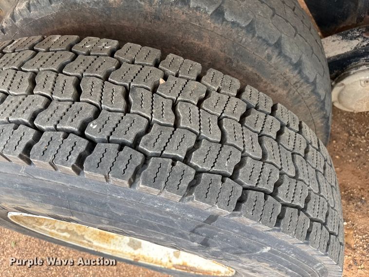 image for item DZ8828 1998 Mack RD690S ready mix truck