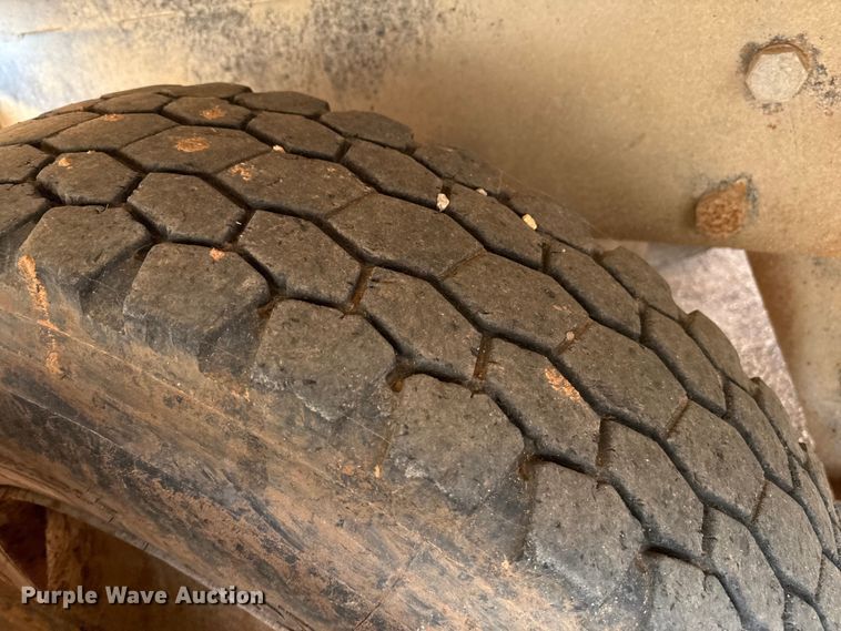 image for item DZ8828 1998 Mack RD690S ready mix truck