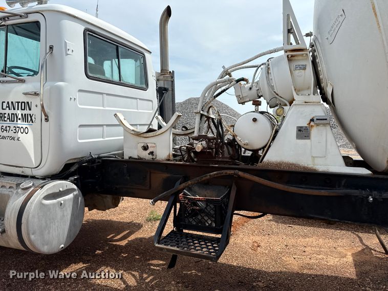 image for item DZ8830 1999 Mack RD690S ready mix truck