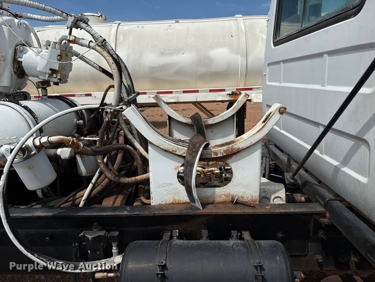 image for item DZ8830 1999 Mack RD690S ready mix truck