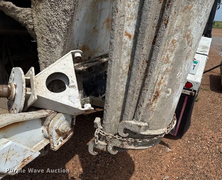 image for item DZ8830 1999 Mack RD690S ready mix truck