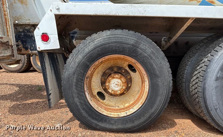 image for item DZ8830 1999 Mack RD690S ready mix truck