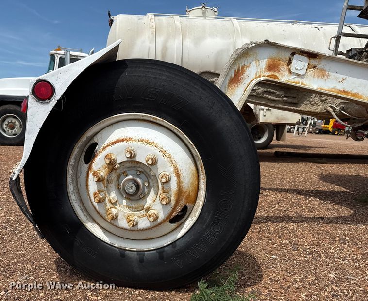 image for item DZ8830 1999 Mack RD690S ready mix truck