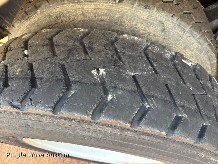 image for item DZ8830 1999 Mack RD690S ready mix truck