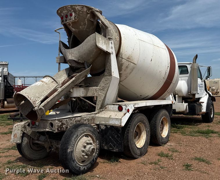 image for item DZ8831 1999 Sterling L-Line ready mix truck