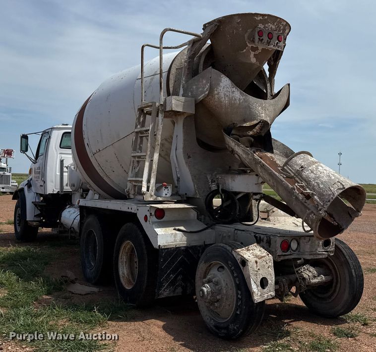 image for item DZ8831 1999 Sterling L-Line ready mix truck