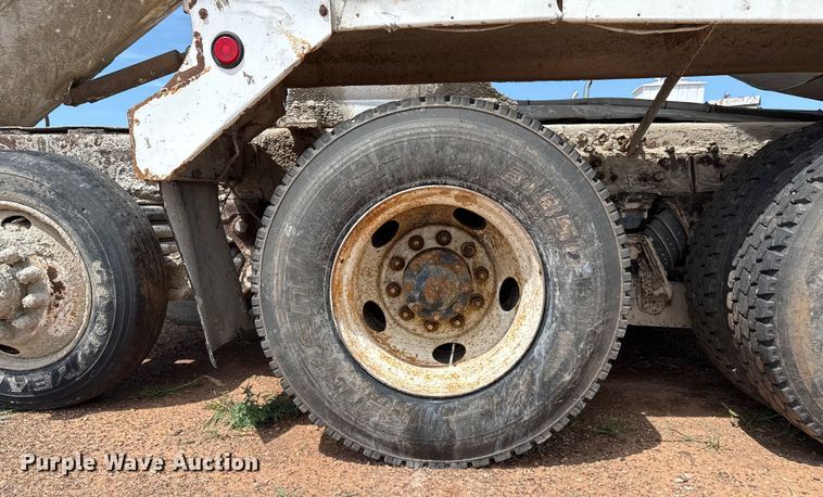 image for item DZ8831 1999 Sterling L-Line ready mix truck