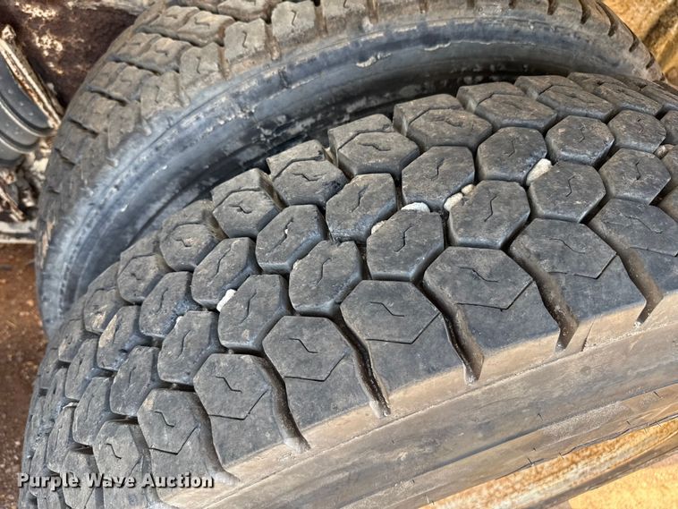 image for item DZ8831 1999 Sterling L-Line ready mix truck