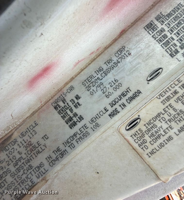 image for item DZ8831 1999 Sterling L-Line ready mix truck